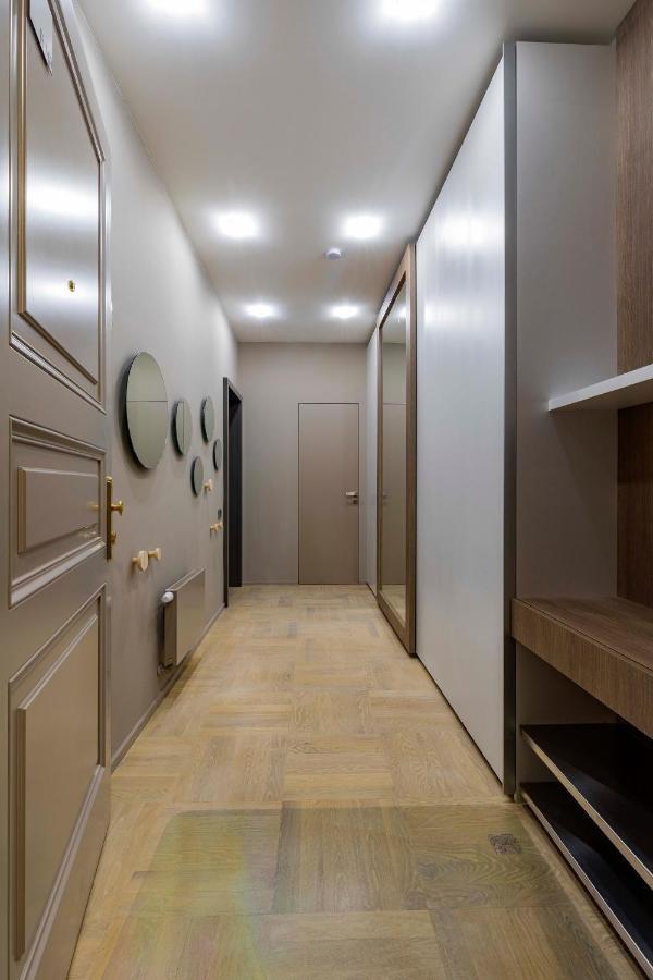 New Luxury Apt With Ac&Parking In The Center Of Prague Apartment Bagian luar foto